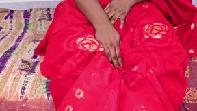 I Had a Great Time Fucking My Desi Stepmom, Who Was Wearing a Beautiful Red Saree Part 1