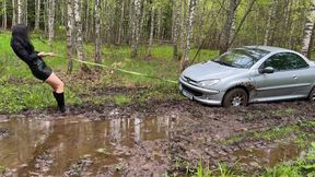 Pushing car: A Muddy Tug of War | Blaze Natalie