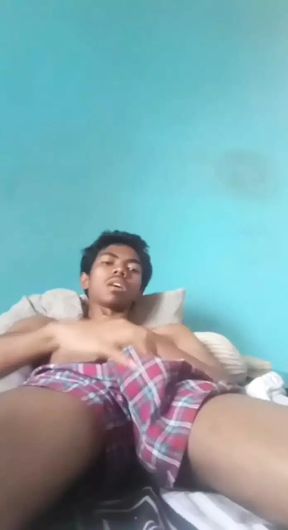 Jerk Off after call my classmate!