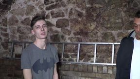 2185 jerome james dose par un mec de cite tbmle minet jerome james se fait ...