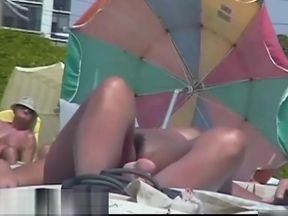 Great asses and tits are on this nude summer beach