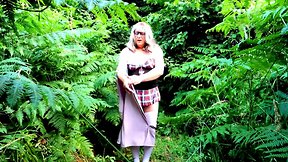 Or teenkellycd2022 crossdressing and outdoor self-pleasure in the woods