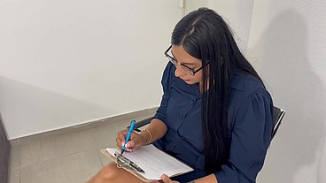 hot psychologist fucking her patient in therapy - Melany Latina