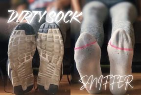SNIFF MY SWEATY SOLES: foot joi/humiliation