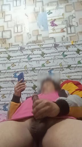 Your Bestfriend Who Loves to Jerk off While Watching Bold.