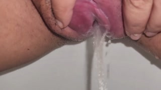 5 minutes of urine on your face 💫 tell me where you want it