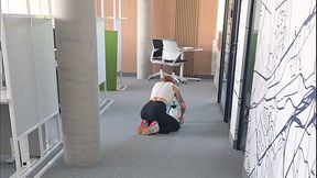 Office babe gets her tight pussy checked by her boyfriend