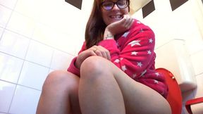 bathroom intimacy: nicoletta’s daily ritual & bidet video