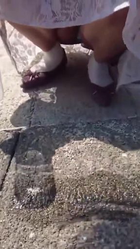 Street Spray - Can You Handle How She Leaves Her Trail on Every Stop? Chapter-1