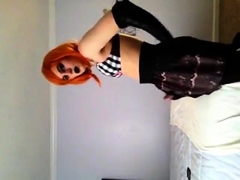 Sissy crossdresser cumming for you