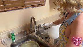 Stepmom Demonstrates Her Culinary Talent!
