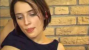 Brunette Notgeile Milf Bekommt Die Pussy Vom Nachbarn Geweitet