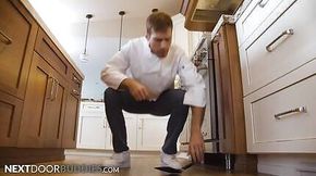 Servant Can't Cook So He Fucks For His Job