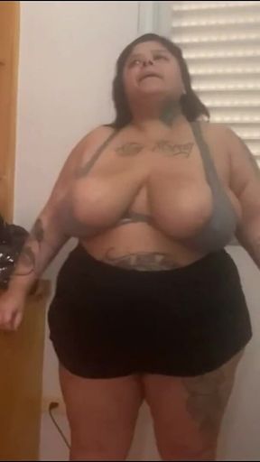Curvy BBW Workout Tease Turns Into Intimate Bathroom Moment