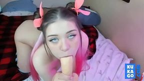 Russian teen babe deepthroats and masturbates on webcam