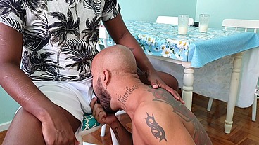 Bahia- Rafa baiano de 24cm grosso derramou leite no pau só pra me dá leitinho quente na boca
