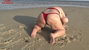 beach shaking tits