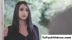 Beauty Takes Neighbors Rod For A Depp Pooper R - Khloe Kay