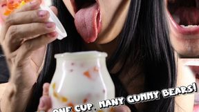 1 girl 1 cup many gummy bears