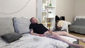 my hand job ended with a deep blowjob from my mother-in-law with swallowing cum