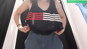 mi hermanastra me manda por whatsapp un video masturbandose en los vestidores del centro comercial