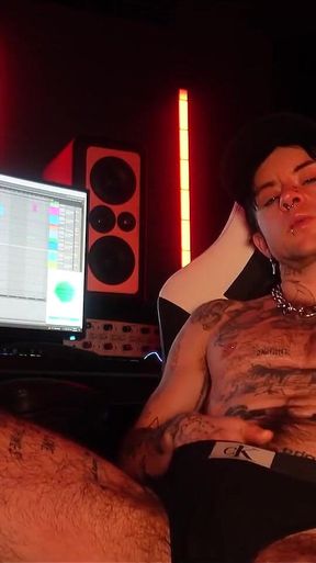 Ftm Musician XXX Skips Fills His Pink Pussy with Oversized Dildos in His Recording Studio