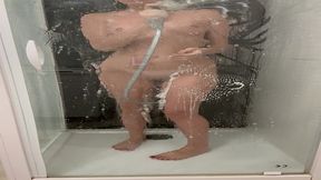 qui veut prendre une douche avec moi ?
