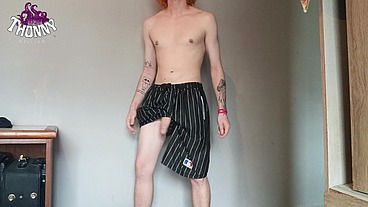 Cheguei da academia com muito tesão, será que meu personal percebeu que eu fui treinar sem nada por baixo ?