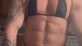 Jacked upper body flexing