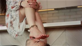 Lisa From Ukraine On Table Top - Man Licking Her Sexy Bare Feet - HD 1920x1080