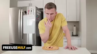 Stepmom Crystal Clark Offers Her Pussy To Stepson After No Nut November Challenge - Hot Milf