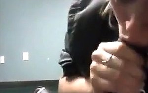 Econolodge employee sucking and fucking at work motherless