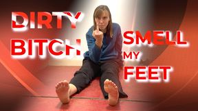 Bitch Dirty Smelly Foot Humiliation (MOV 4k)