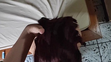 SAFADA DEIXANDO O CORNO EM CASA ENQUANTO CHUPA O PIROCUDO