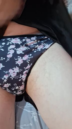 Old Ugly tranny strips and pleasures self