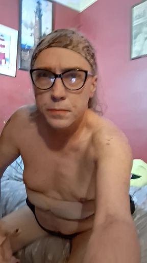 Old Ugly tranny strips and pleasures self