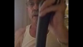 Old Guy Florida Shows Off Deep Throat Skills In Amateur Gay