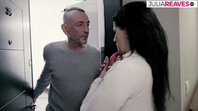 Sudden Horny German Housewife Gets Pounded in Living Room - MILF Pussy Ravaged Raw!