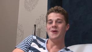 Sean Cody: Curtis exposing big dick