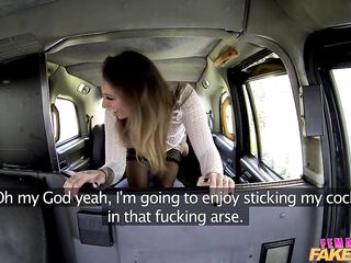 Female Fake Taxi Coarse booty banging and anilingism taxi ride