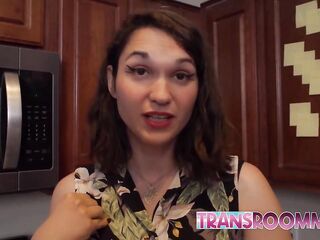 Trans Girl Horny To Bang Her Idol