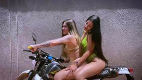 Latinas fucking get hotter to see a motorcycle of the neighbor used in the 90s by the Medellin cartel