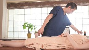 Nami Shiraishi's sensual adjustment had me moaning louder than my injury