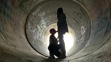 Tunnel BlowJob