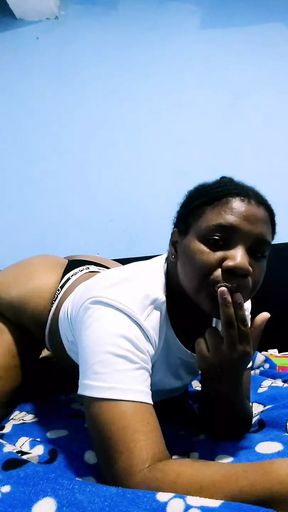 Hot Colombian Big Ass Brunette Masturbating in Her Bed