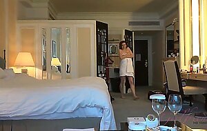 Emma Evins loves Singapore so much, she makes you cum