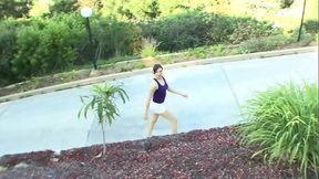 19 Year Old Sitter Gets Banged By An Older Man