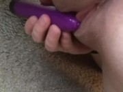 Hot babe masterbates