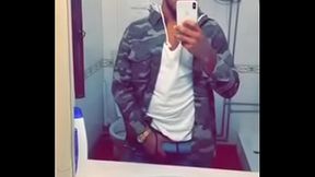 Dotado pegando na rola