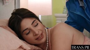 Alexa scout tranny fucks guy